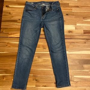 Calvin Klein Women’s Jeans Size 6 - Skinny Jeans